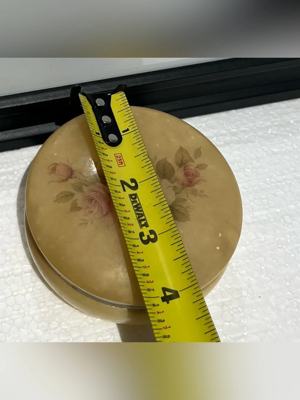 Vintage cream trinket